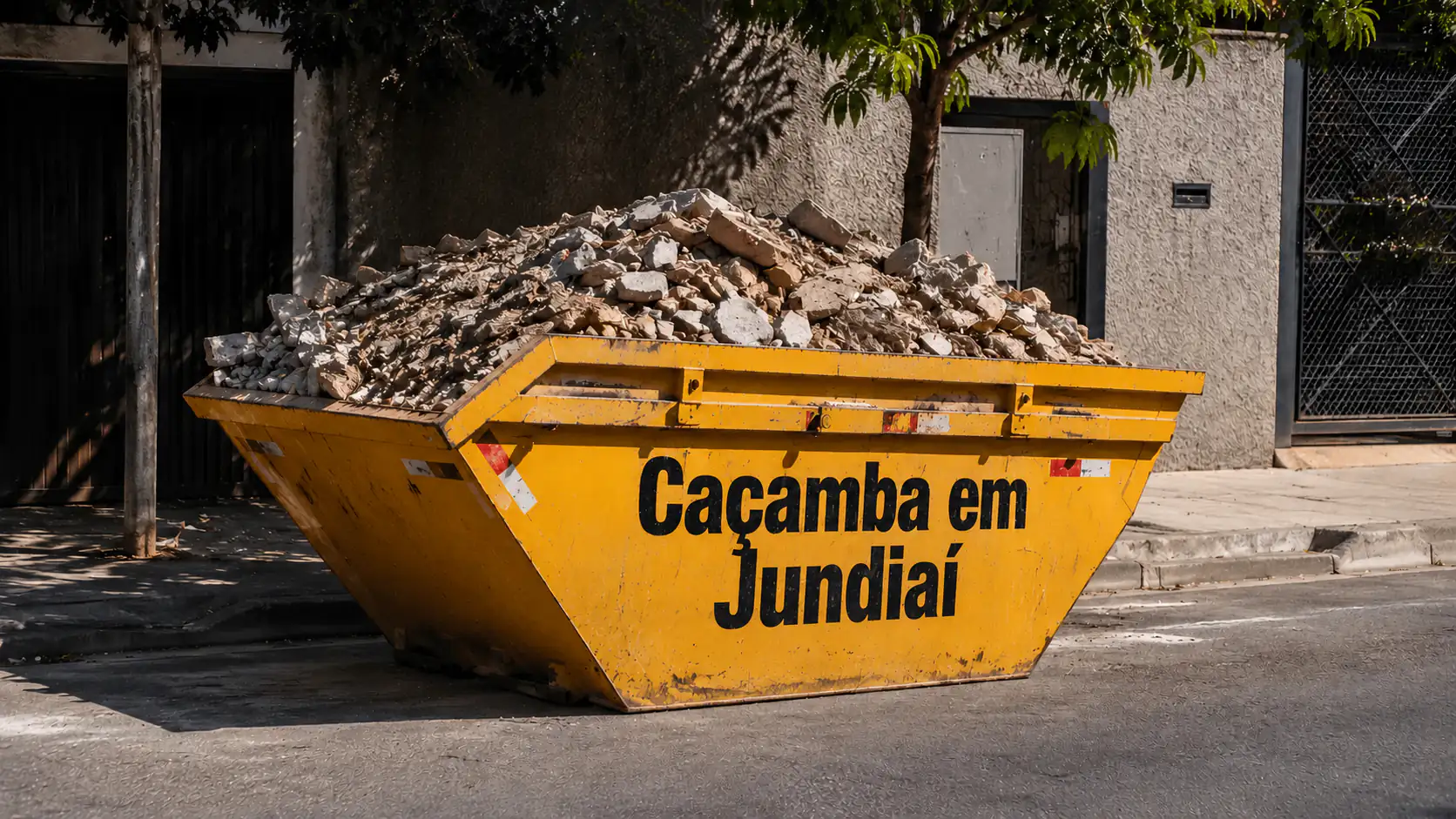 Caçamba para descarte de móveis, podas e materiais volumosos em Jundiaí